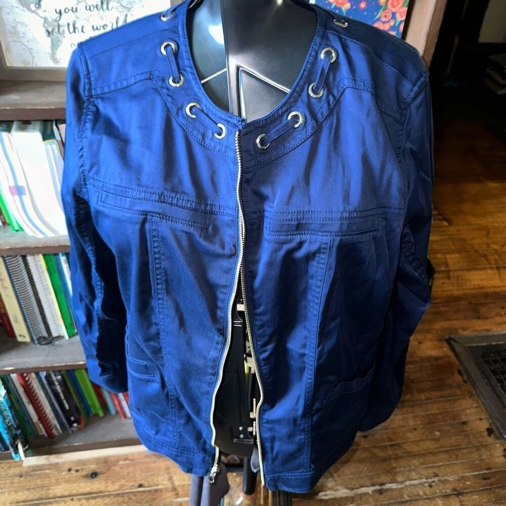 Chico’s navy blue lightweight 2/12-14 normcore nautical jacket